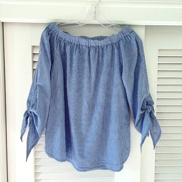 beachlunchlounge  Paige Blue Stripe Tie Bell Sleeve Off The Shoulder Top S - Picture 4 of 8